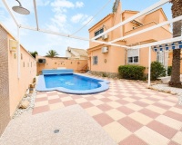 Wiederverkauf - Villa - Orihuela - Mil Palmeras