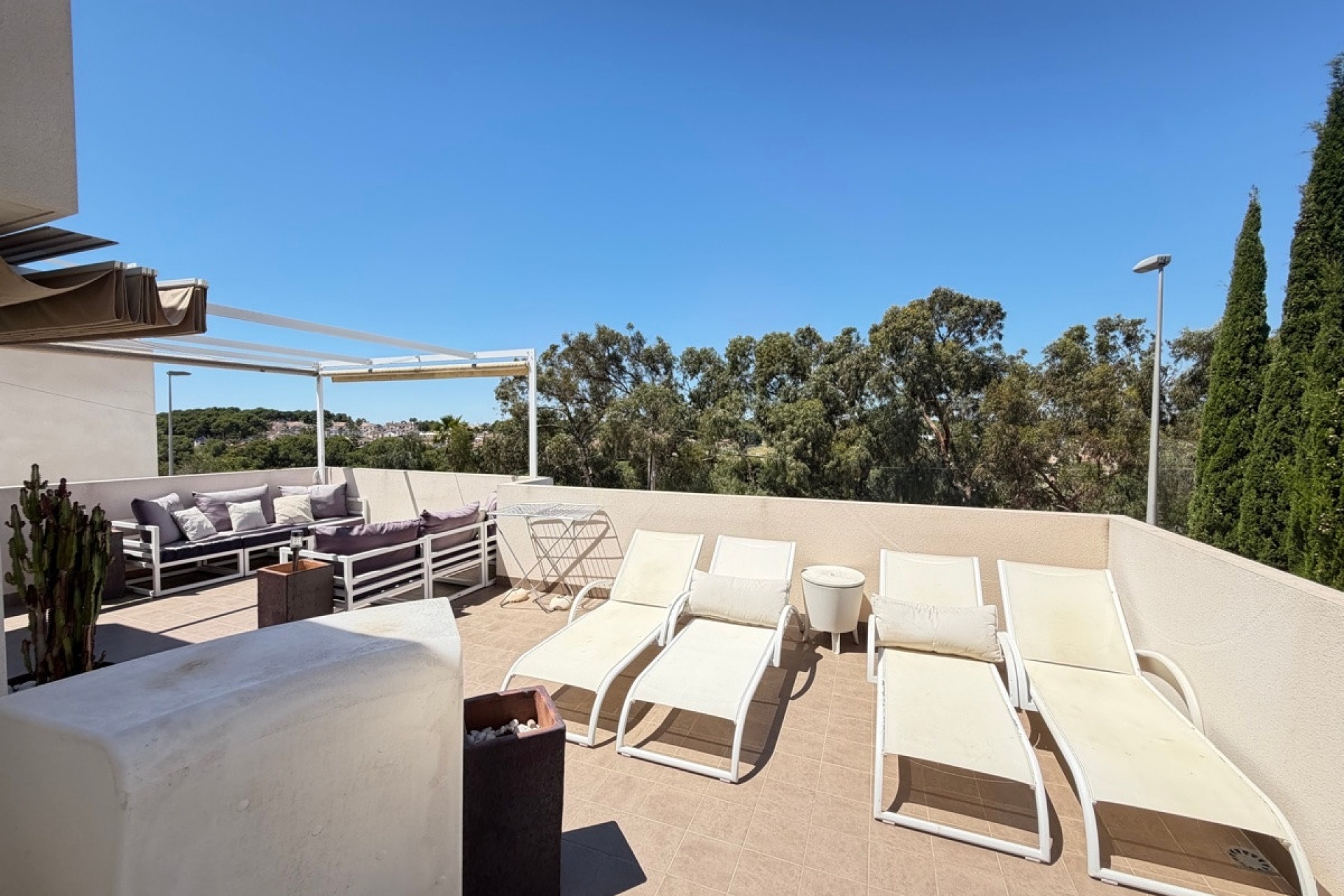 Wiederverkauf - Villa - Orihuela - Mil Palmeras
