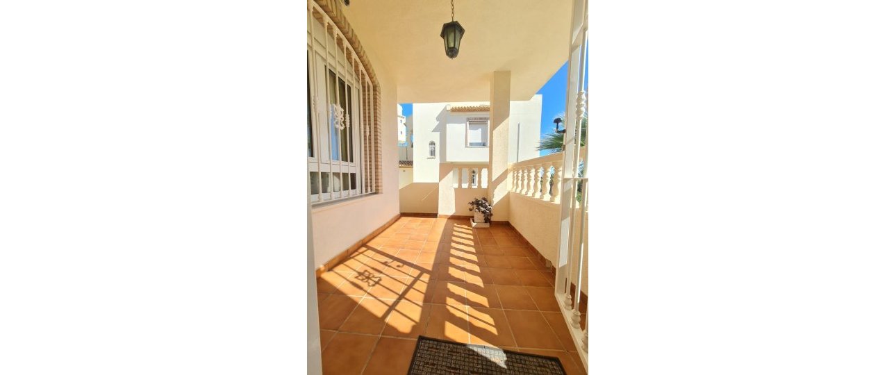 Wiederverkauf - Villa - Orihuela - Orihuela Costa