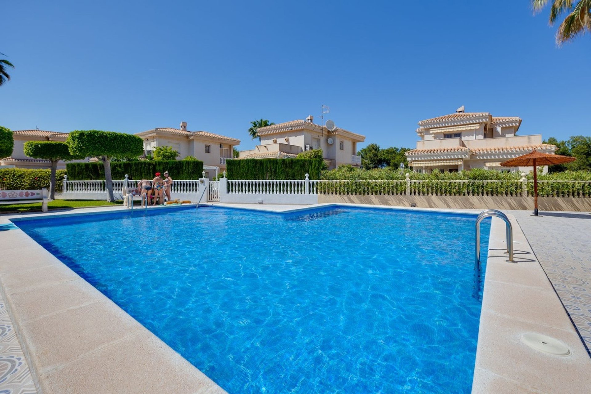 Wiederverkauf - Villa - Orihuela - Orihuela Costa