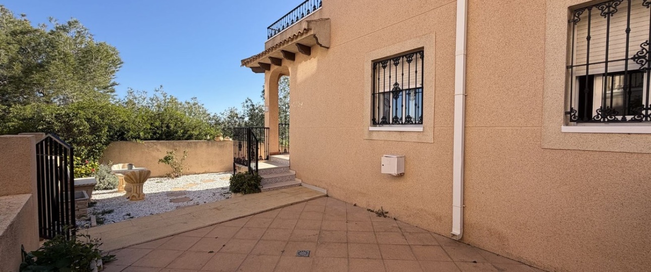 Wiederverkauf - Villa - Orihuela - Orihuela Costa