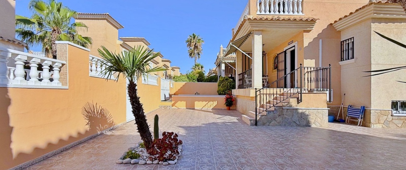 Wiederverkauf - Villa - Orihuela - Orihuela Costa