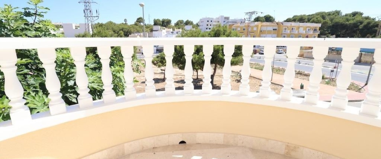Wiederverkauf - Villa - Orihuela - Orihuela Costa