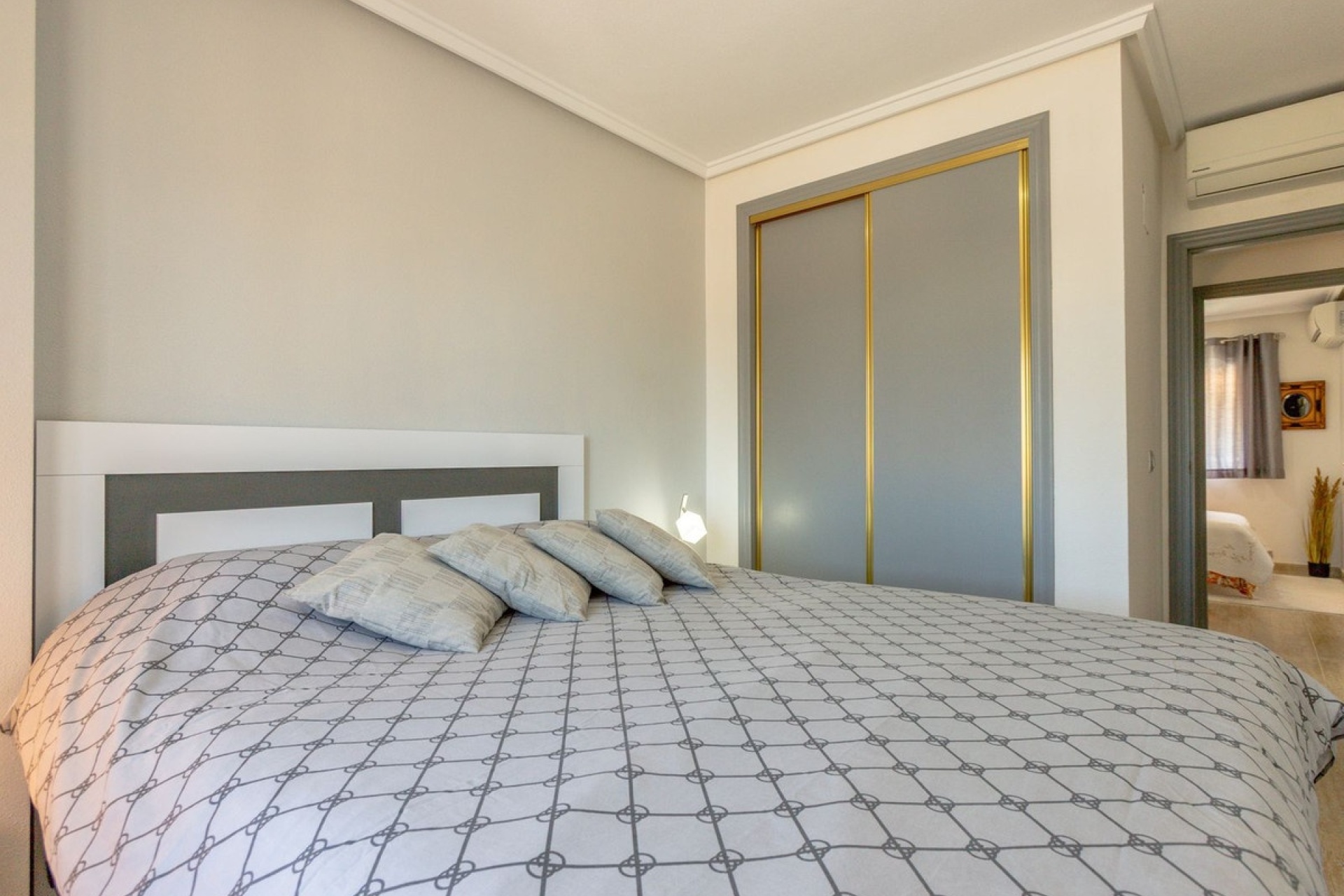 Wiederverkauf - Villa - Orihuela - Orihuela Costa