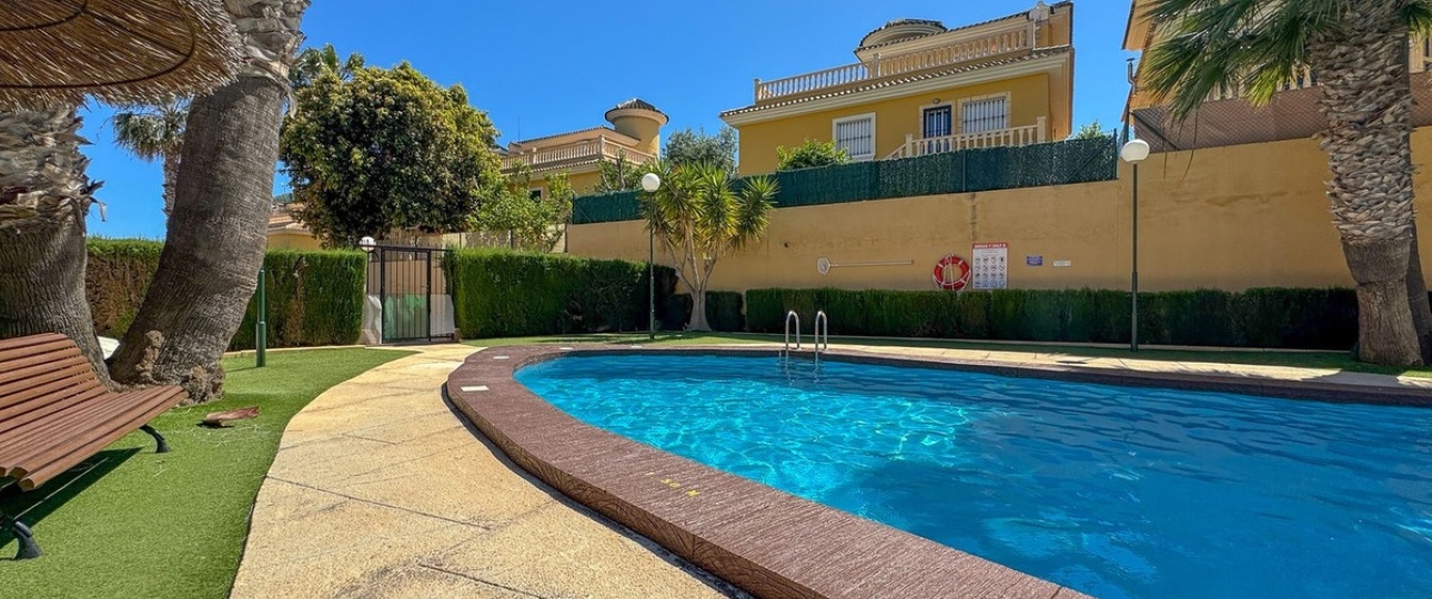 Wiederverkauf - Villa - Orihuela - Orihuela Costa