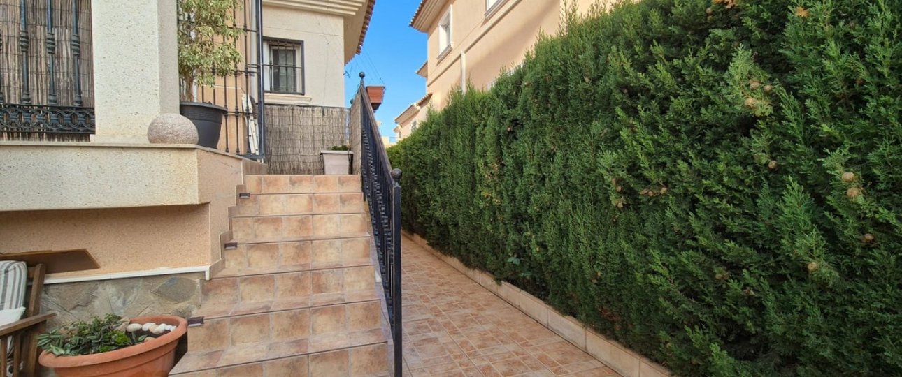 Wiederverkauf - Villa - Orihuela - Orihuela Costa