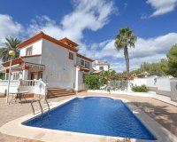 Wiederverkauf - Villa - Orihuela - Orihuela Costa
