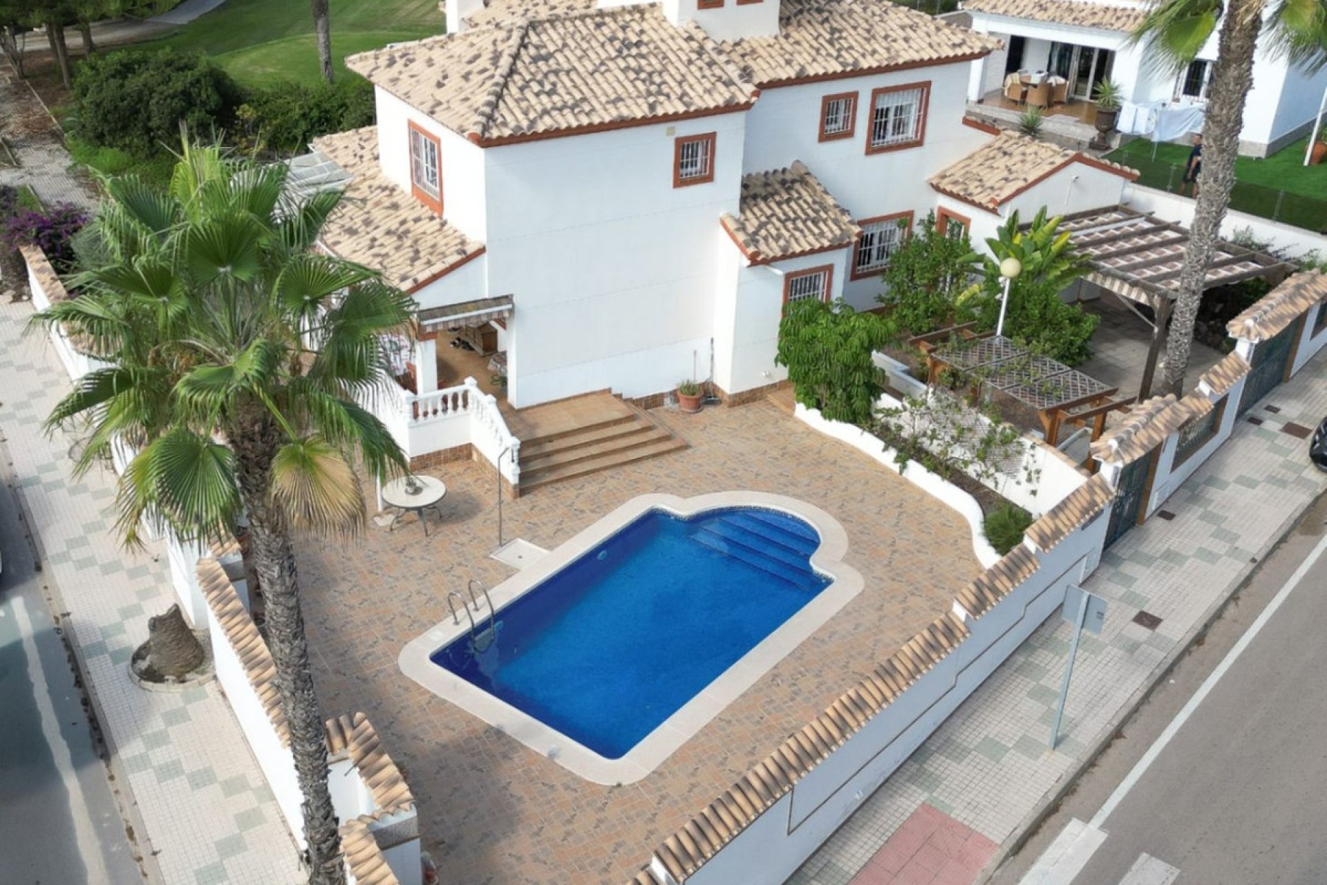 Wiederverkauf - Villa - Orihuela - Orihuela Costa