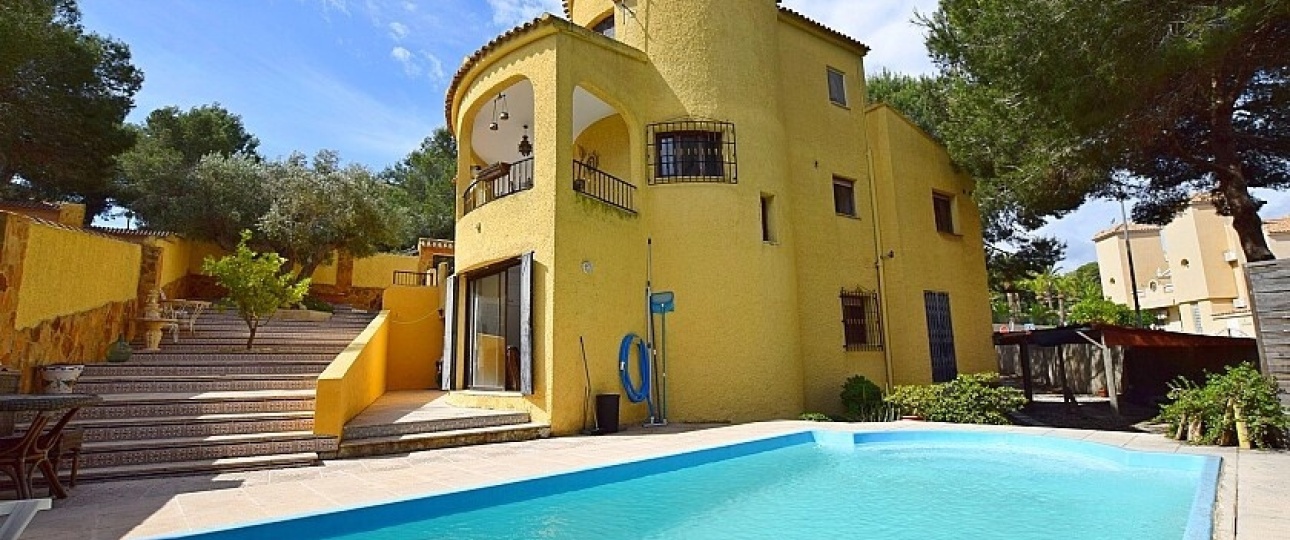 Wiederverkauf - Villa - Orihuela - Orihuela Costa