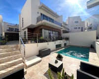 Wiederverkauf - Villa - Orihuela - Orihuela Costa