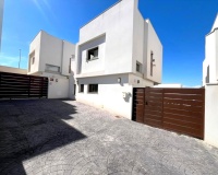 Wiederverkauf - Villa - Orihuela - Orihuela Costa