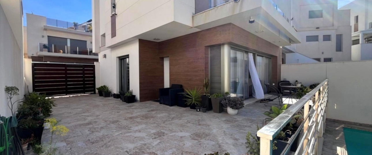 Wiederverkauf - Villa - Orihuela - Orihuela Costa