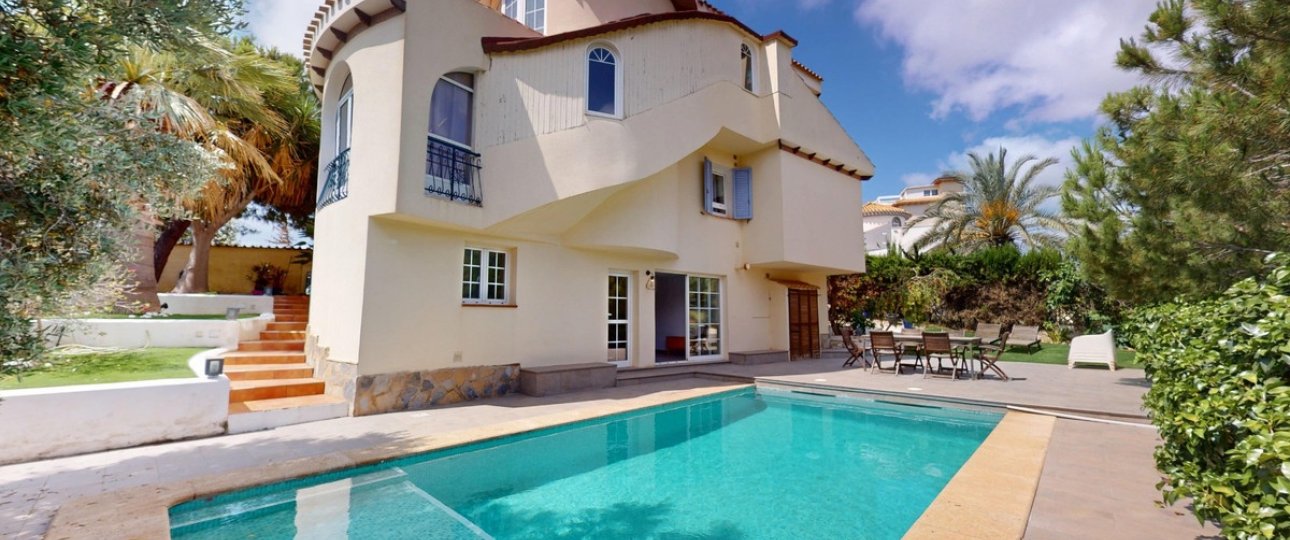 Wiederverkauf - Villa - Orihuela - Orihuela Costa
