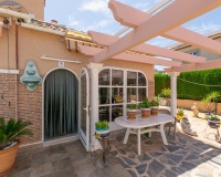 Wiederverkauf - Villa - Orihuela - Orihuela Costa