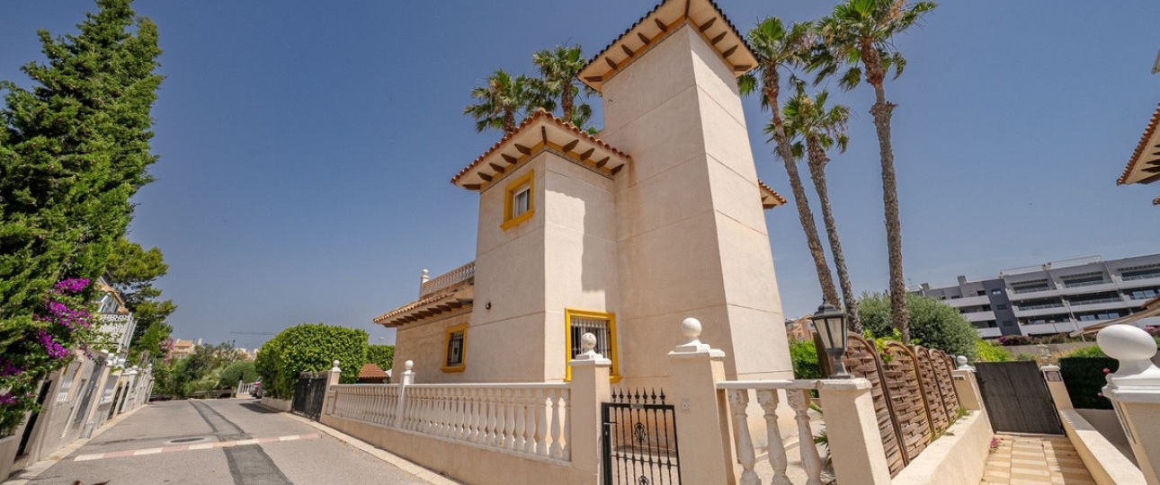 Wiederverkauf - Villa - Orihuela - Orihuela Costa