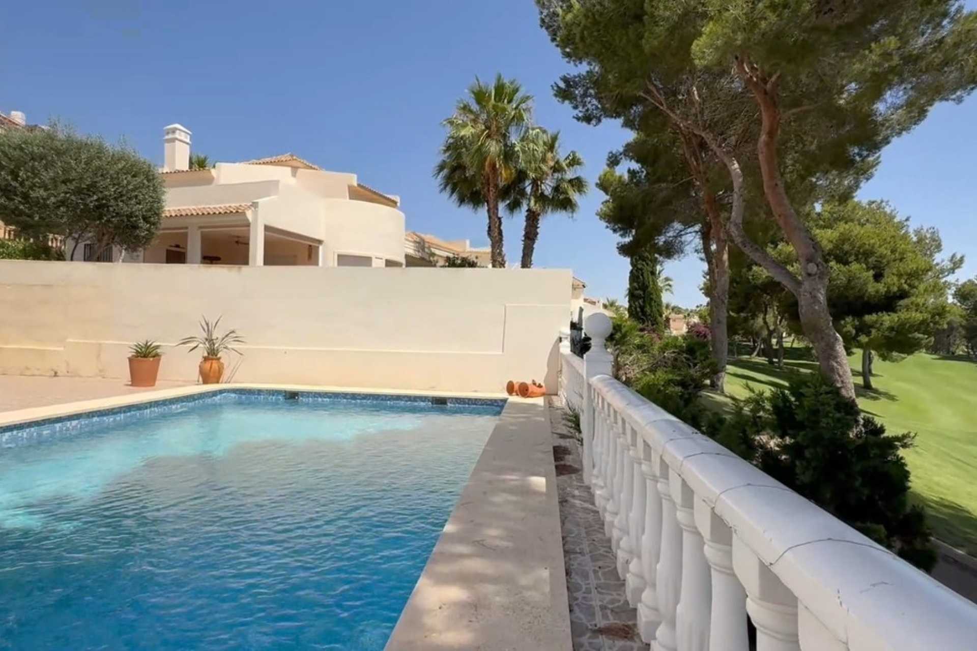 Wiederverkauf - Villa - Orihuela - Orihuela Costa