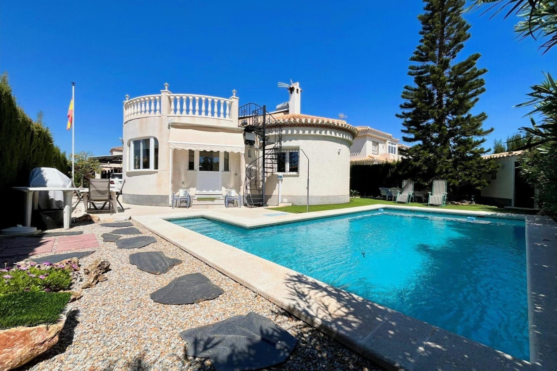 Wiederverkauf - Villa - Orihuela - Playa Flamenca