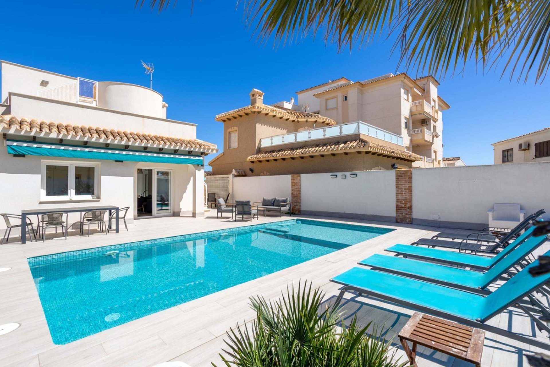 Wiederverkauf - Villa - Orihuela - Playa Flamenca