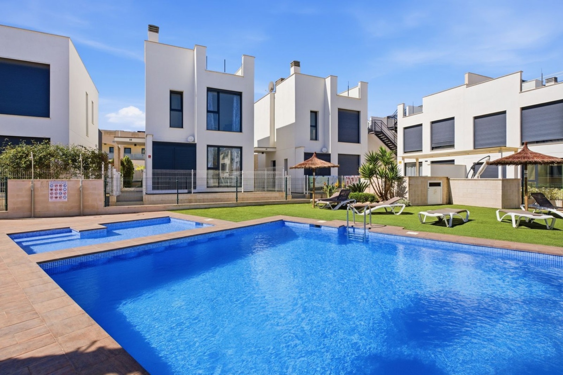 Wiederverkauf - Villa - Orihuela - Punta Prima