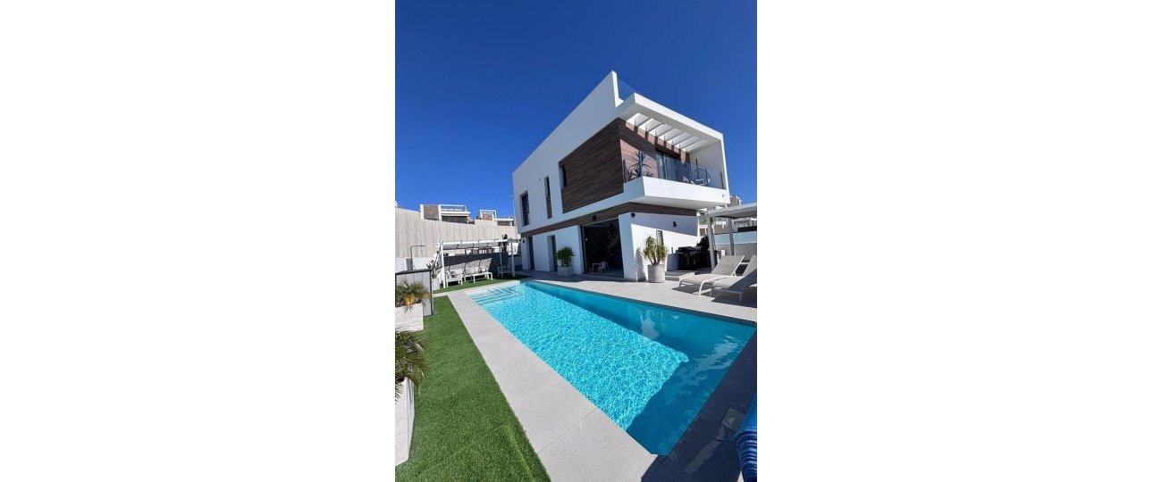 Wiederverkauf - Villa - Orihuela - Villamartin