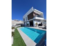 Wiederverkauf - Villa - Orihuela - Villamartin