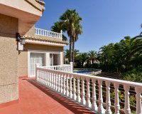 Wiederverkauf - Villa - Orihuela - Villamartin