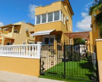 Wiederverkauf - Villa - Orihuela - Villamartin