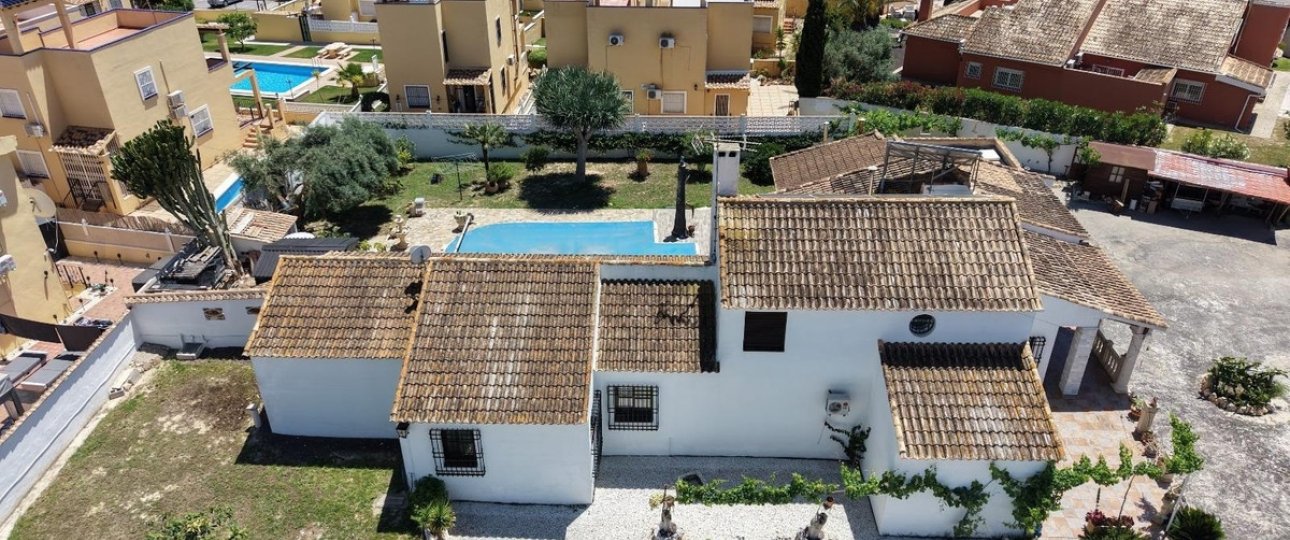Wiederverkauf - Villa - Orihuela - Villamartin