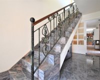 Wiederverkauf - Villa - Orihuela - Villamartin