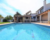 Wiederverkauf - Villa - Orihuela - Villamartin