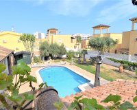 Wiederverkauf - Villa - Orihuela - Villamartin
