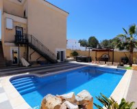 Wiederverkauf - Villa - Orihuela - Villamartin