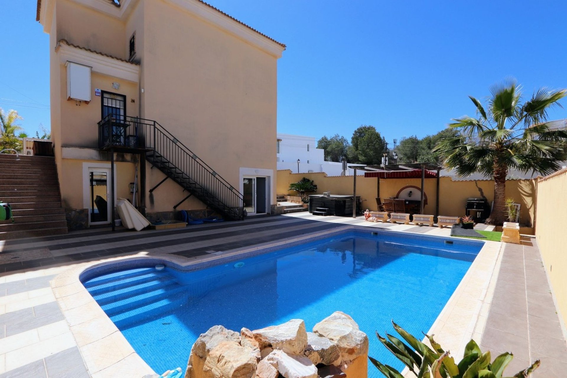 Wiederverkauf - Villa - Orihuela - Villamartin