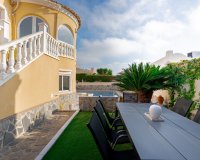 Wiederverkauf - Villa - Orihuela - Villamartin