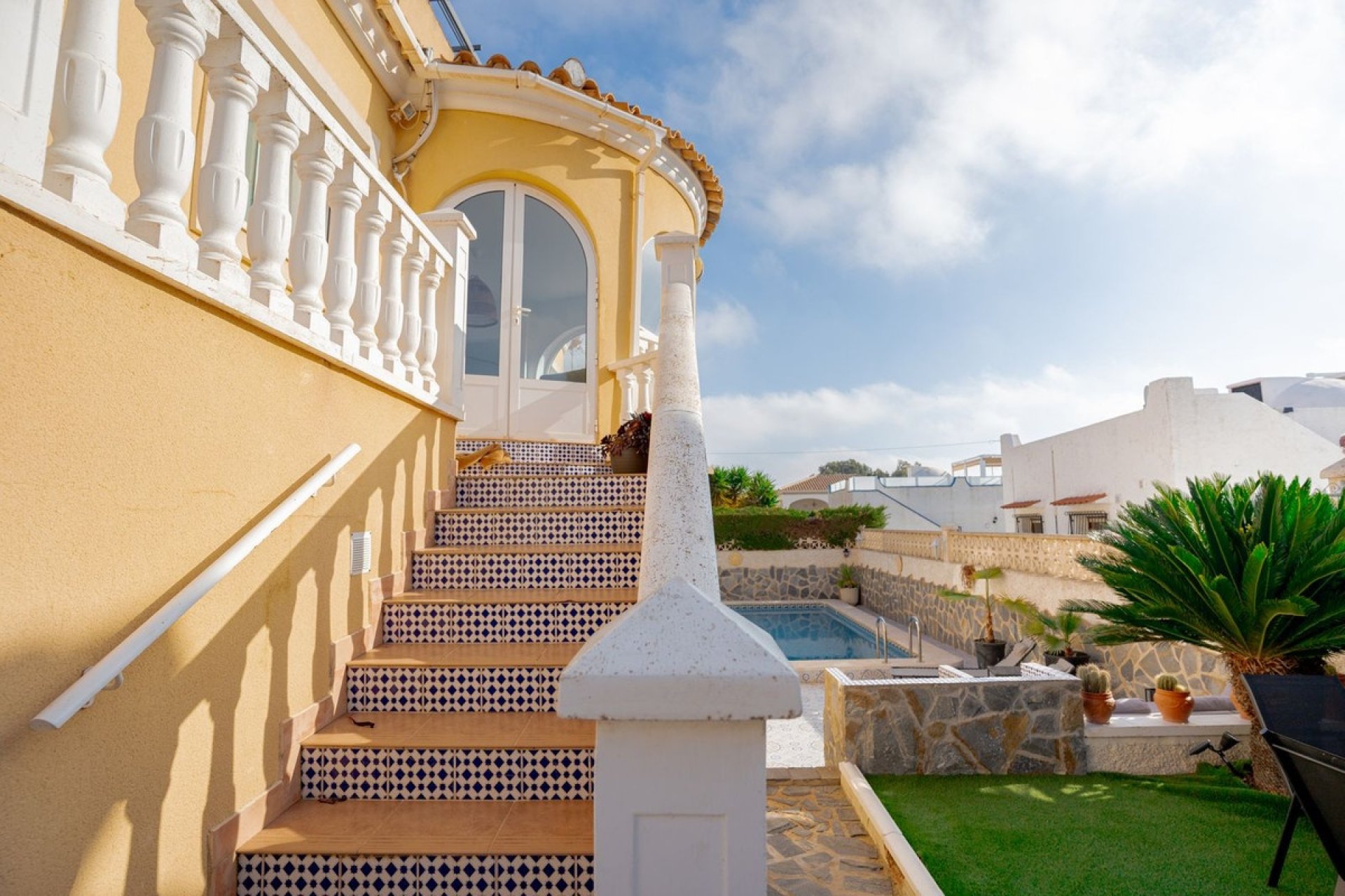 Wiederverkauf - Villa - Orihuela - Villamartin