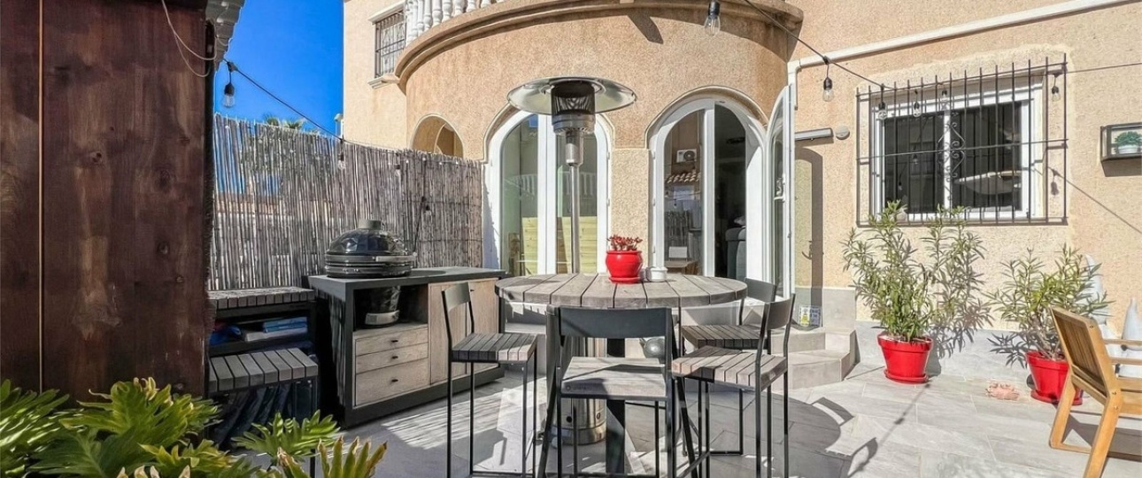 Wiederverkauf - Villa - Orihuela - Villamartin