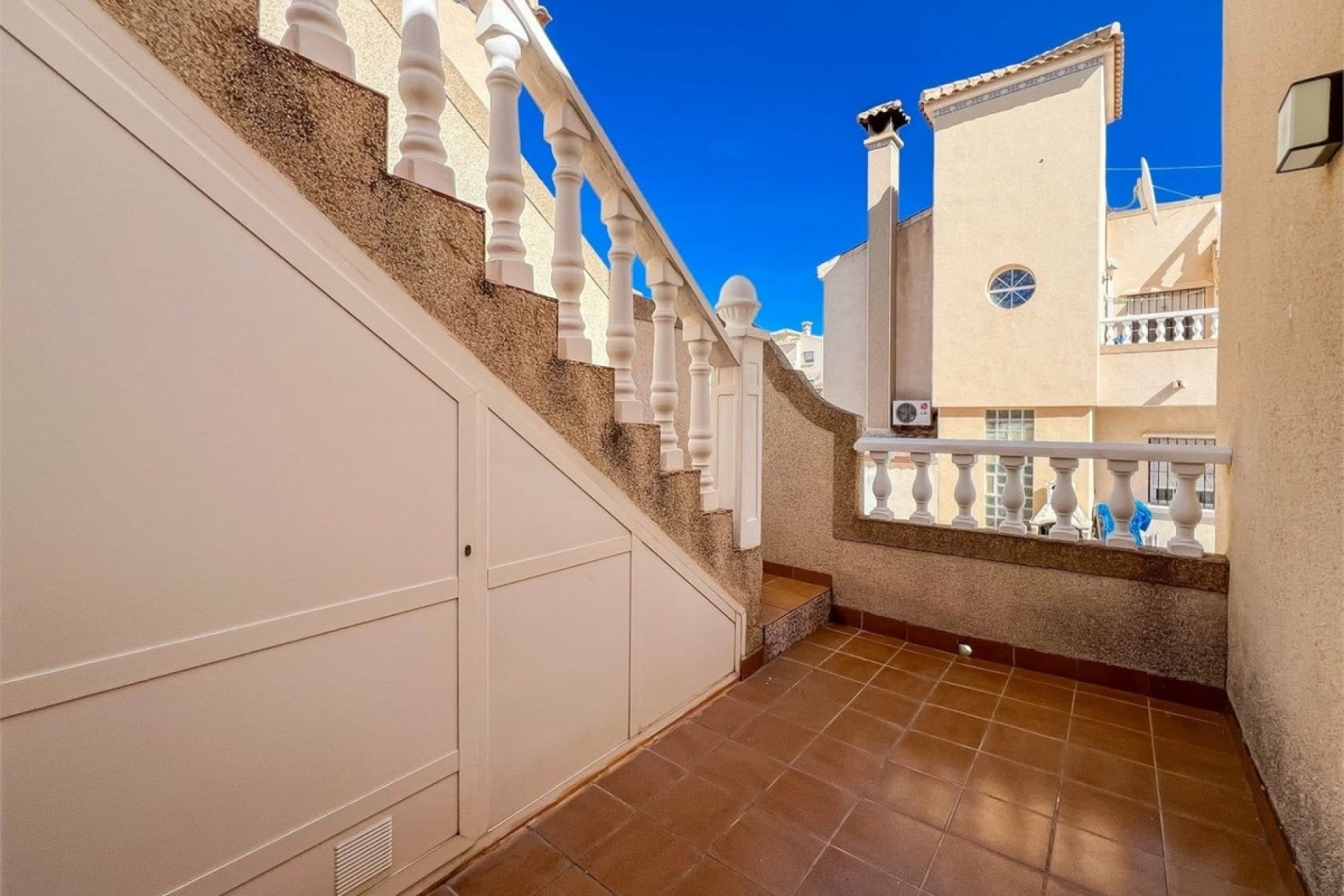Wiederverkauf - Villa - Orihuela - Villamartin