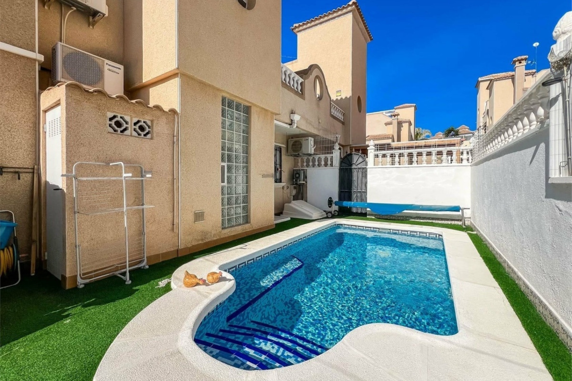 Wiederverkauf - Villa - Orihuela - Villamartin