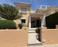 Wiederverkauf - Villa - Orihuela - Villamartin