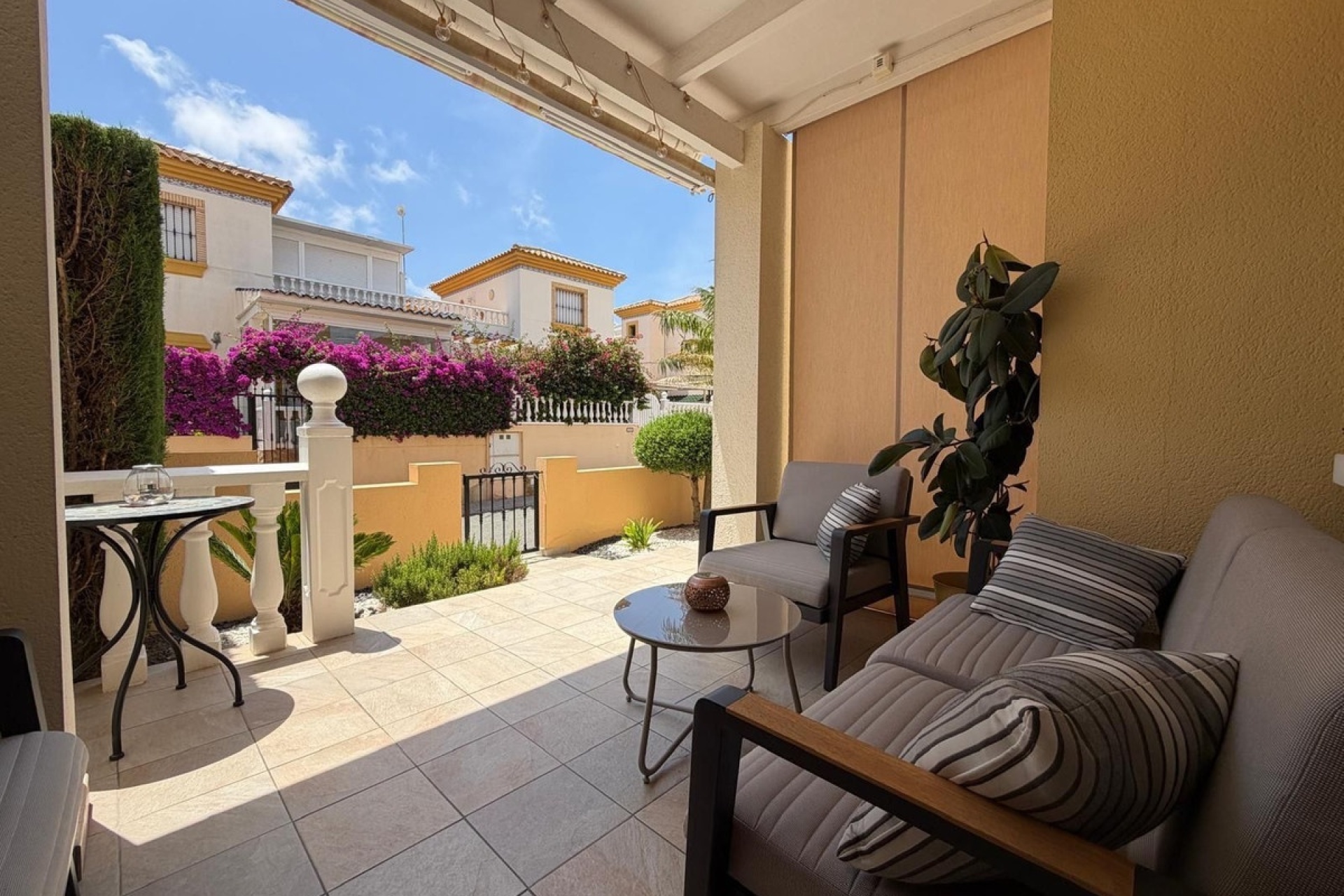 Wiederverkauf - Villa - Orihuela - Villamartin