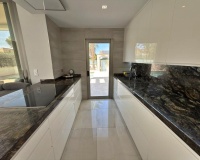 Wiederverkauf - Villa - Orihuela - Villamartin