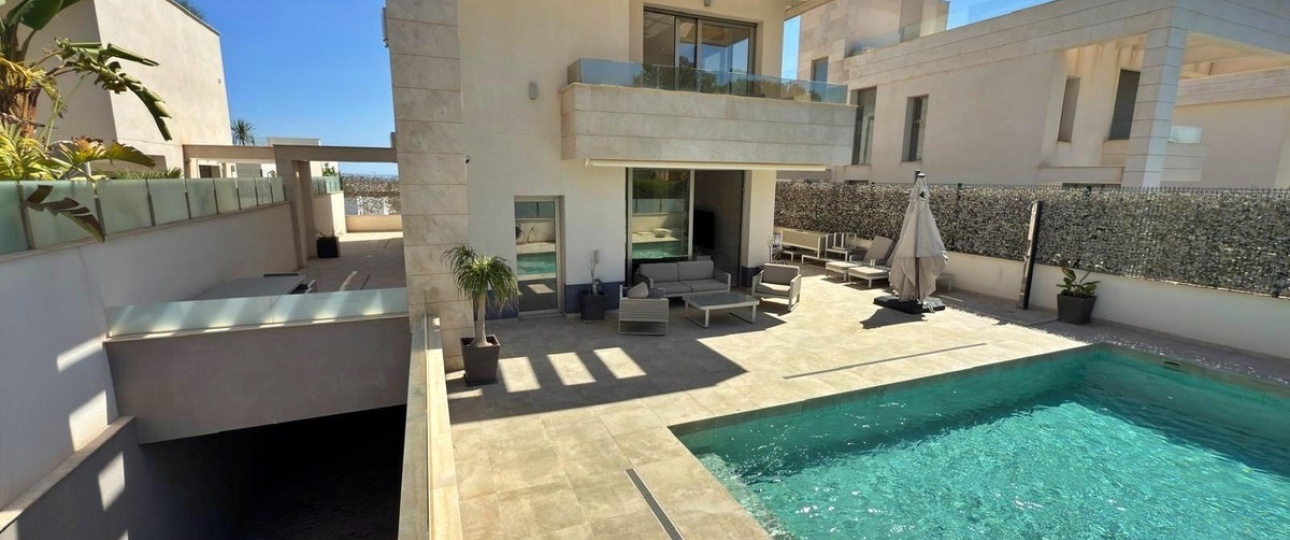 Wiederverkauf - Villa - Orihuela - Villamartin