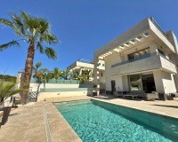 Wiederverkauf - Villa - Orihuela - Villamartin