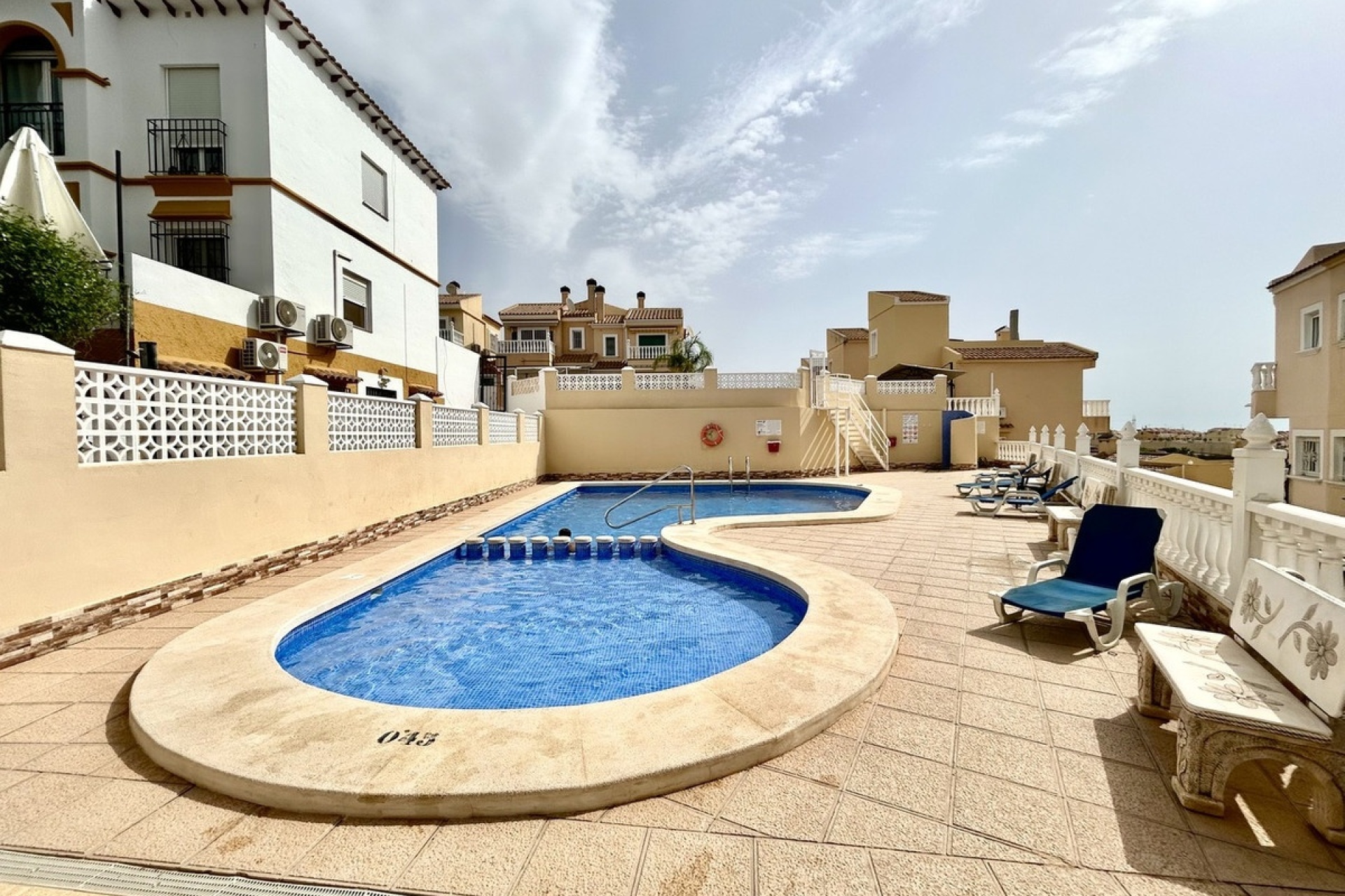 Wiederverkauf - Villa - Orihuela - Villamartin