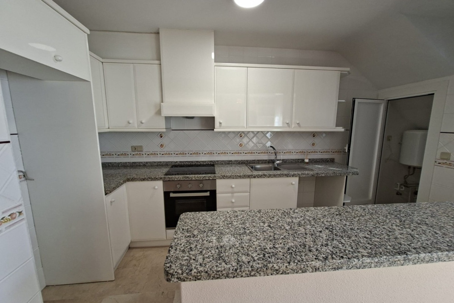 Wiederverkauf - Villa - Orihuela - Villamartin