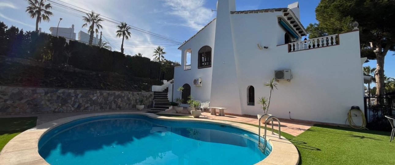Wiederverkauf - Villa - Orihuela - Villamartin