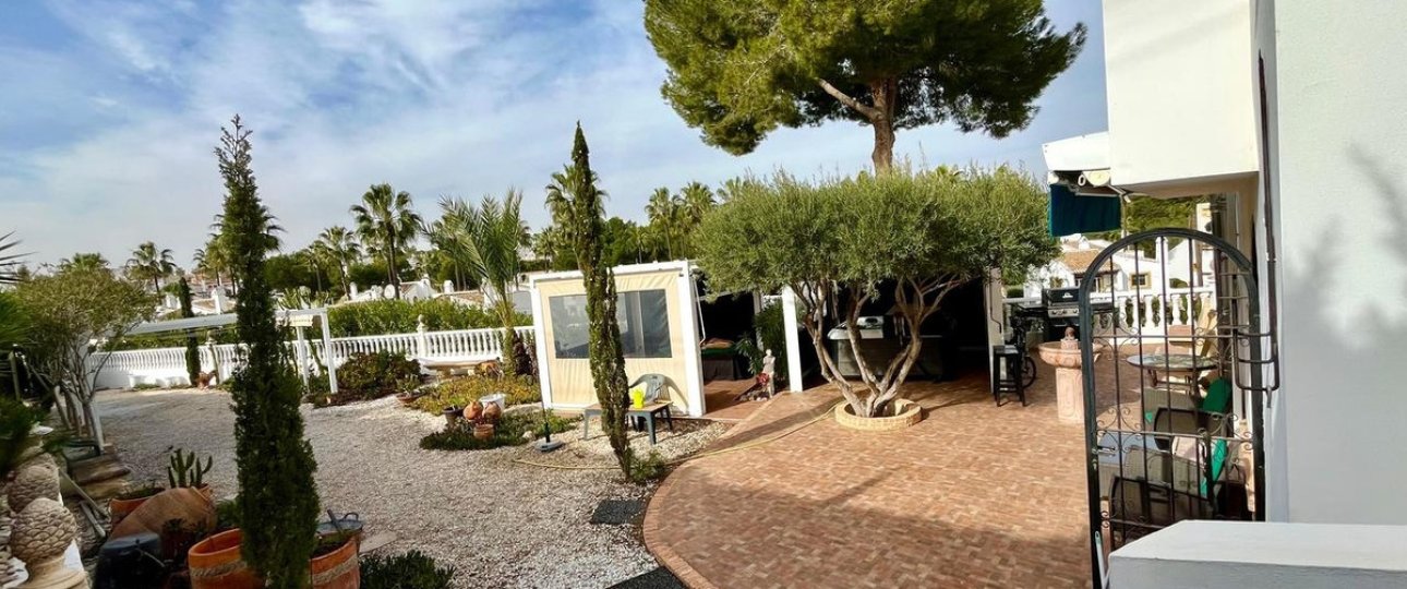 Wiederverkauf - Villa - Orihuela - Villamartin