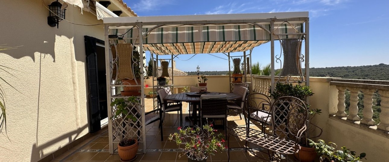 Wiederverkauf - Villa - Orihuela - Villamartin
