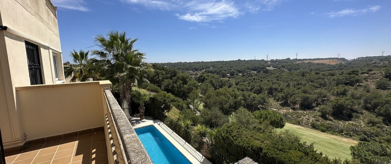 Wiederverkauf - Villa - Orihuela - Villamartin