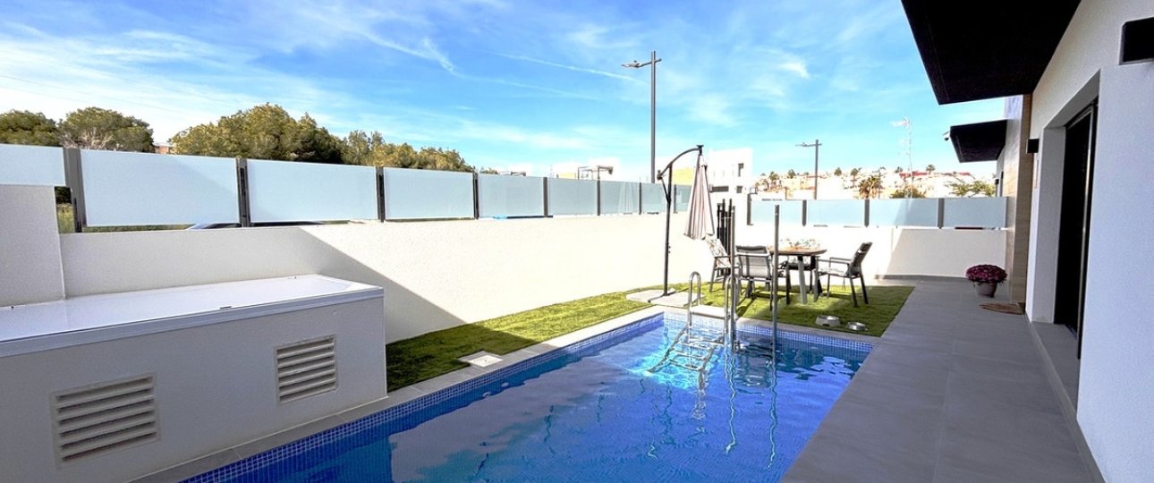 Wiederverkauf - Villa - Orihuela - Villamartin